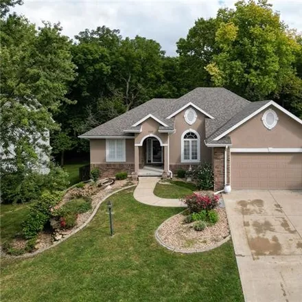 Image 1 - 3305 West Devonshire Drive, St. Joseph, MO 64506, USA - House for sale