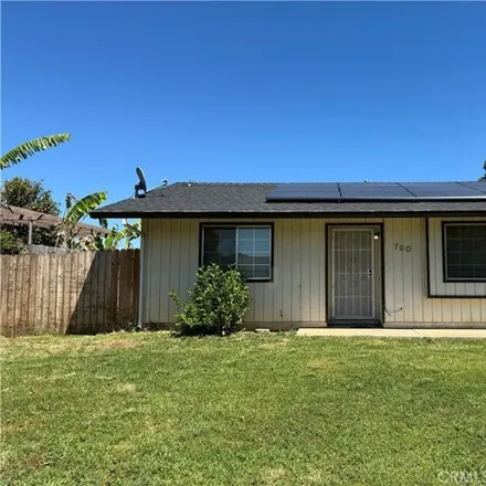Buy this 2 bed house on 1189 Southgate Drive in Willows, CA 95988