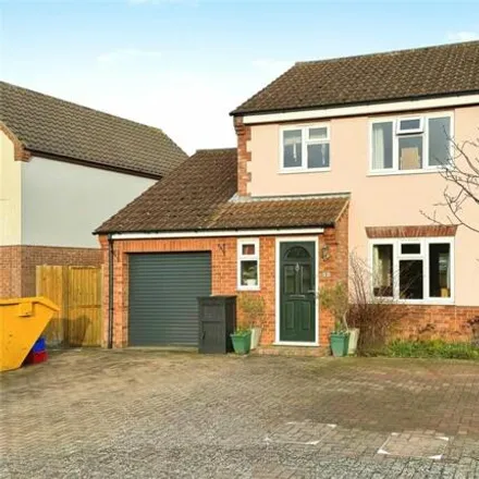 Buy this 3 bed house on unnamed road in Worlingham, NR34 7EX
