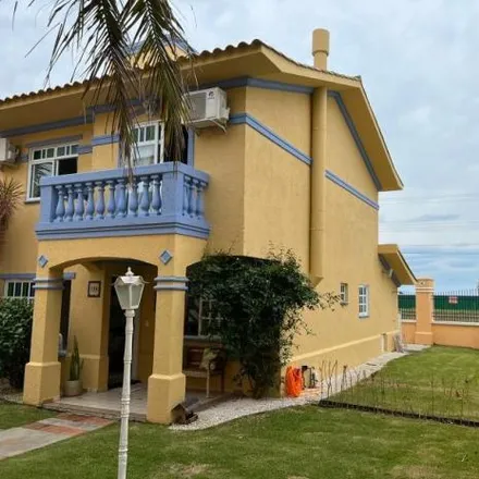 Image 1 - Avenida Atlântica, Palmas, Governador Celso Ramos - SC, 88190-000, Brazil - House for rent
