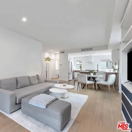 Image 9 - 1350 1/2 N Fairfax Ave, West Hollywood, California, 90046 - House for rent
