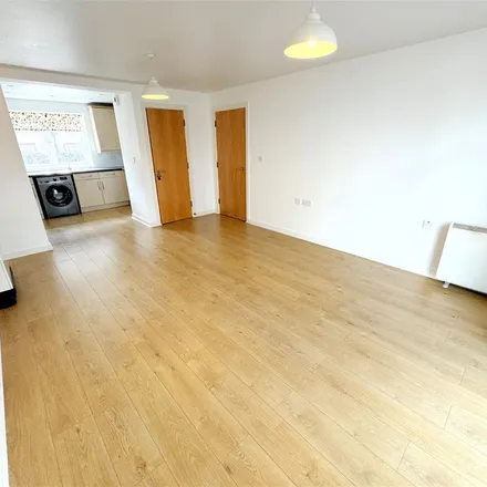 Image 3 - Adrian House, 32 Jupp Road, London, E15 1LF, United Kingdom - Apartment for rent