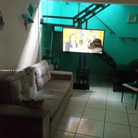 Buy this 4 bed house on Rua Doutor Manoel Reis in Olinda, Nilópolis - RJ