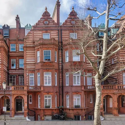 Rent this 3 bed apartment on 22 Sloane Gardens in London, SW1W 8ED