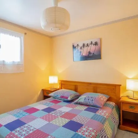 Rent this 2 bed apartment on 30240 Le Grau-du-Roi