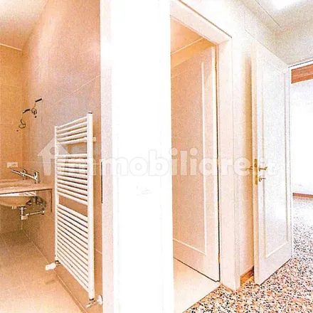 Image 8 - Palazzo Corner Mocenigo, Campo San Polo, 30125 Venice VE, Italy - Apartment for rent