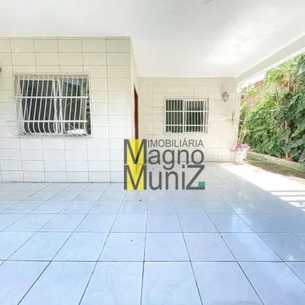 Rent this 3 bed house on Rua Professor Murilo Silveira 441 in Vicente Pinzón, Fortaleza - CE