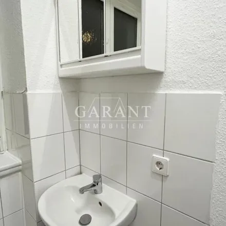 Rent this 3 bed apartment on Obernitzstraße 14 in 70190 Stuttgart, Germany