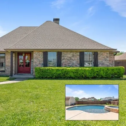 Buy this 3 bed house on 601 Sugar Trace Drive in Broussard, LA 70518