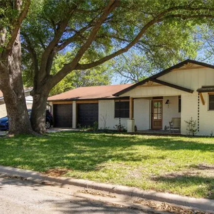 Buy this 3 bed house on 2206 16th St in Brownwood, Texas