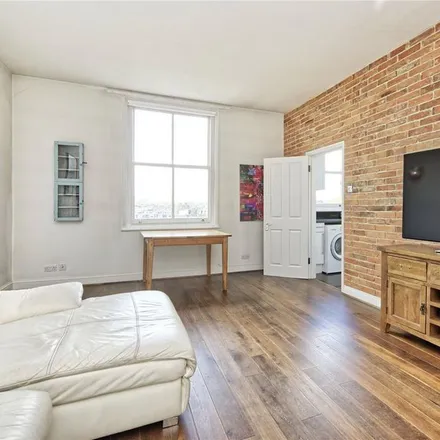 Image 3 - 63 Sinclair Road, London, W14 0NS, United Kingdom - Apartment for rent