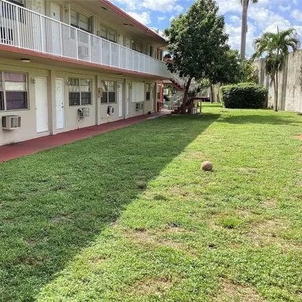 Rent this 2 bed condo on unnamed road in Hollywood, FL 33020