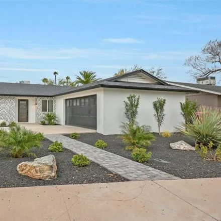 Image 2 - 8444 East Bonita Drive, Scottsdale, AZ 85250, USA - House for sale