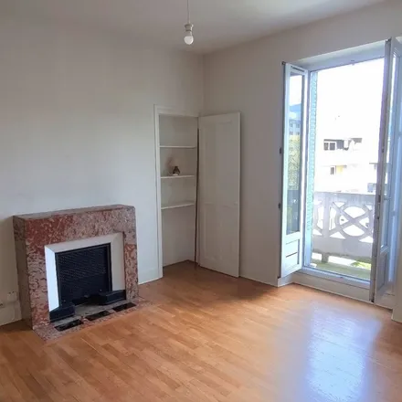 Rent this studio apartment on 23 Rue Charrel in 38000 Grenoble, France