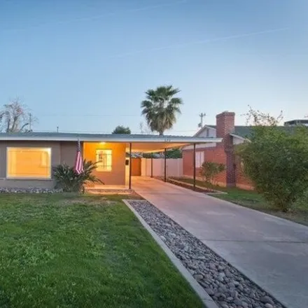 Image 1 - 829 West Earll Drive, Phoenix, AZ 85013, USA - House for sale
