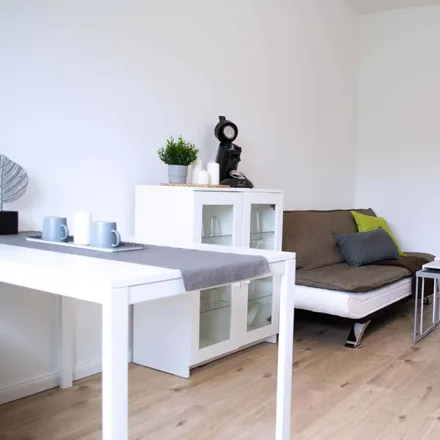 Rent this 2 bed apartment on Bornberg 29 in 42109 Wuppertal, Germany