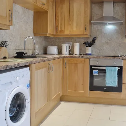 Rent this 3 bed townhouse on Llanrug in LL55 2SL, United Kingdom