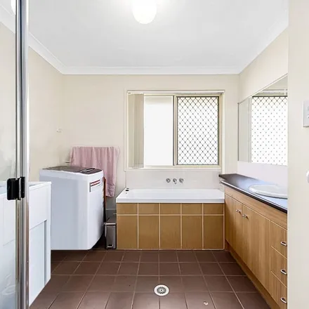 Image 3 - David Deane Real Estate, Gympie Road, Strathpine QLD 4500, Australia - Apartment for rent