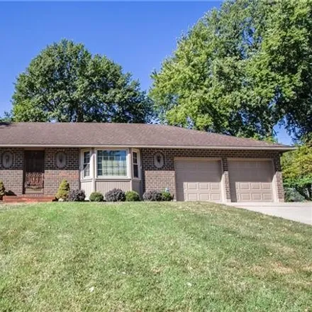 Buy this 3 bed house on 2000 North Delaware Street in Independence, MO 64050