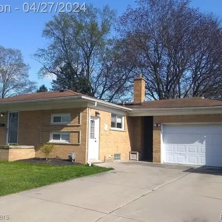 Buy this 3 bed house on 29241 Jacquelyn Drive in Livonia, MI 48154
