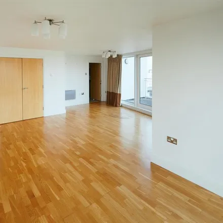 Image 5 - unnamed road, London, TW8 0FB, United Kingdom - Apartment for rent