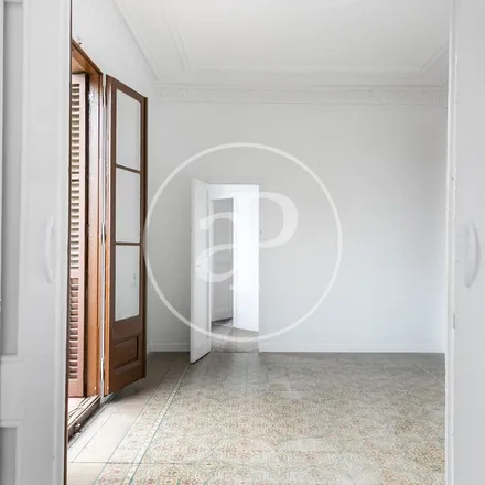 Image 3 - Carrer de Muntaner, 30, 08001 Barcelona, Spain - Apartment for rent
