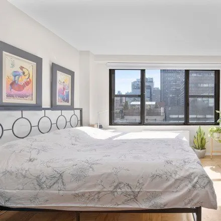 Image 7 - The Victoria, 7 East 14th Street, New York, NY 10003, USA - Apartment for sale