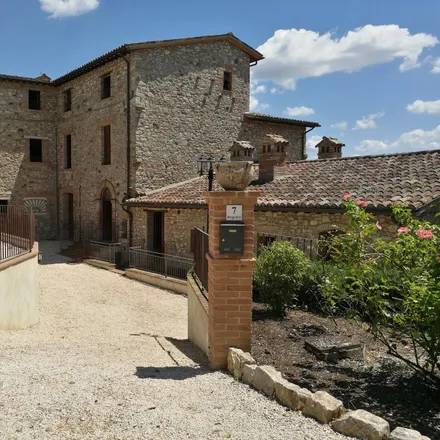 Image 2 - Via delle Fontanelle, 06057 Monte Castello di Vibio PG, Italy - House for rent