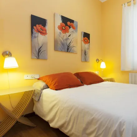Rent this 2 bed apartment on Carrer de París in 126, 08036 Barcelona