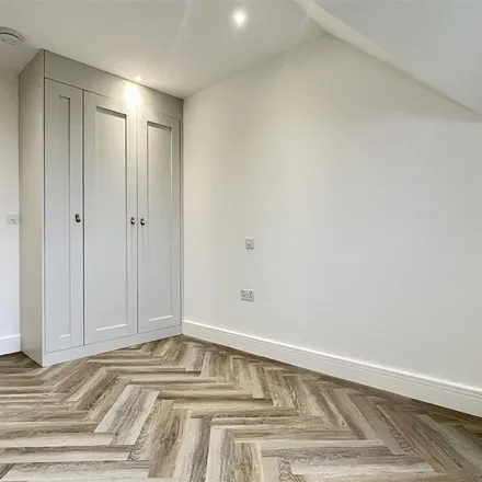 Rent this 2 bed apartment on 9 Cheam Road in London, SM1 1SN