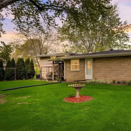Image 4 - 6249 Dawsondale Court, Southport, Indianapolis, IN 46227, USA - House for sale