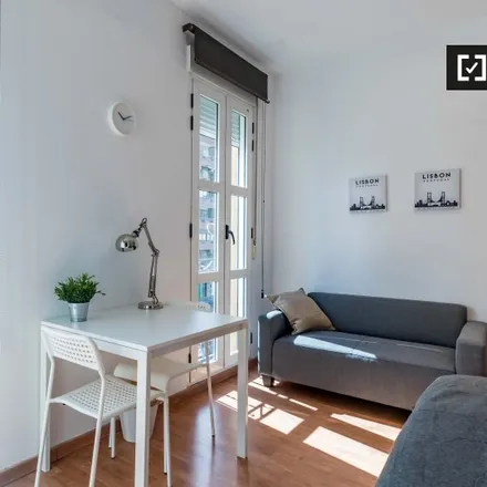 Rent this 4 bed room on Avinguda Doctor Peset Aleixandre in 46019 Valencia, Spain