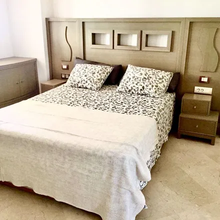 Rent this 2 bed apartment on Edificio Mulhacén in Calle Calzada de Castro, 85