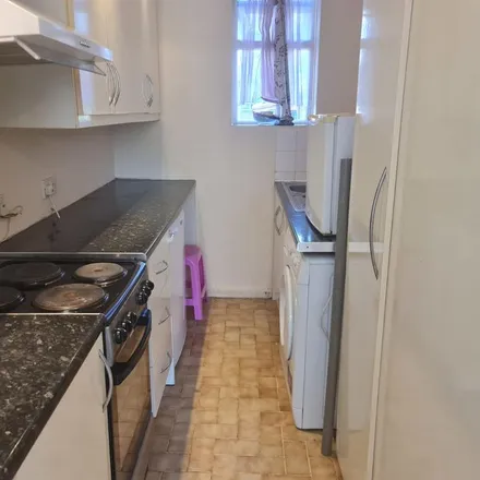 Rent this 1 bed apartment on Wellington Road South in London, TW4 5HY