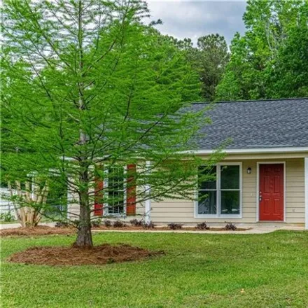 Buy this 3 bed house on 299 County Road 999 in Smiths Station, Lee County