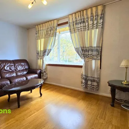 Image 2 - Green Acres, London, CR0 5UX, United Kingdom - Apartment for rent