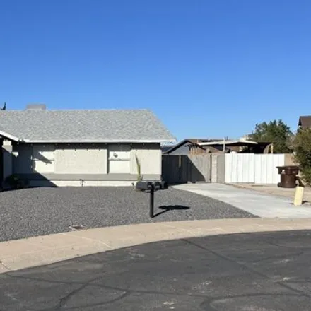 Buy this 3 bed house on 6920 West North Lane in Peoria, AZ 85345