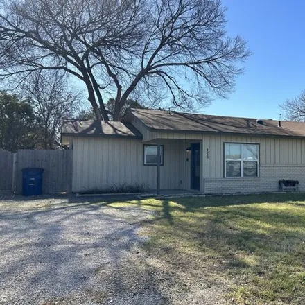 Rent this 3 bed house on 100 East Merriweather Street in New Braunfels, TX 78130