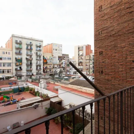 Image 9 - Carrer de Villarroel, 3, 08011 Barcelona, Spain - Apartment for rent