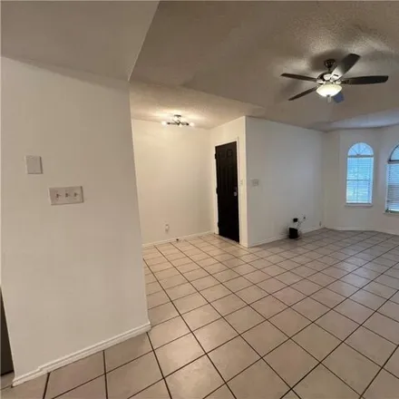 Image 5 - 839 Arroyo Drive, Royalty House Number 2 and 3 Colonia, Hidalgo County, TX 78516, USA - House for sale