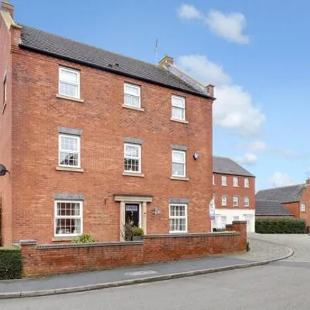 Buy this 5 bed house on Garrett Square in Rolleston on Dove, DE13 9AX