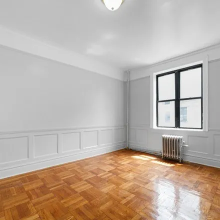 Image 2 - 1866 Caton Avenue, New York, NY 11226, USA - Apartment for rent