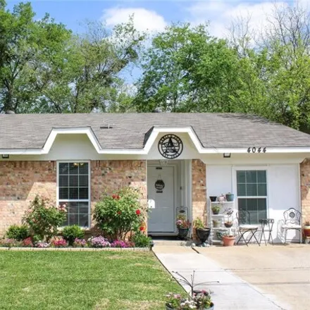 Buy this 3 bed house on 4044 Pringle Drive in Dallas, TX 75212