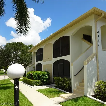 Buy this 2 bed condo on 13281 Whitehaven Lane in Lee County, FL 33966
