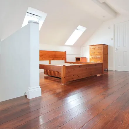 Rent this 1 bed room on Laithwaite's Wine Windsor in 121 Arthur Road, Clewer Village