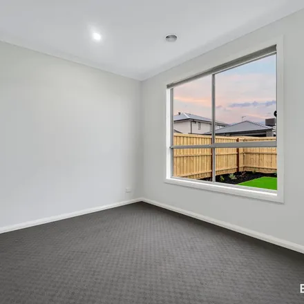 Image 2 - Midewin Way, Wyndham Vale VIC 3024, Australia - Apartment for rent