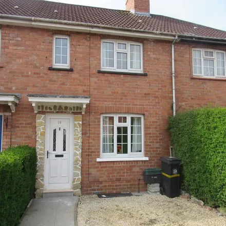 Rent this 4 bed townhouse on 21 Blakeney Road in Bristol, BS7 0DL