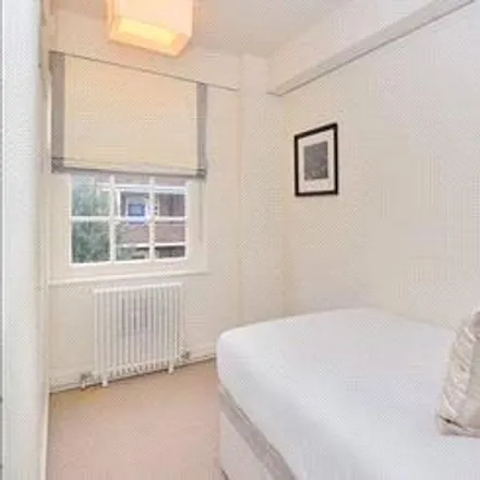 Image 8 - Pelham Court, 145 Fulham Road, London, SW3 6SD, United Kingdom - Apartment for rent