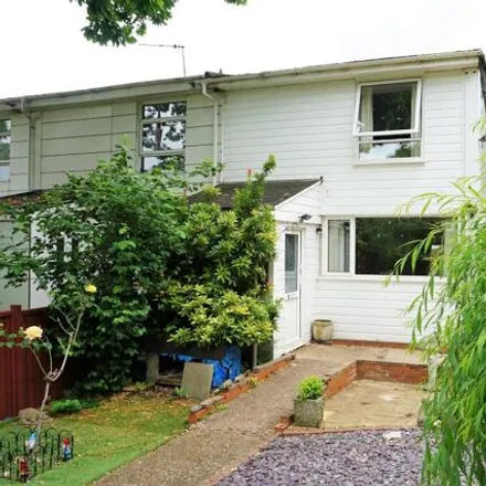Buy this 2 bed house on Bicknor Road in Maidstone, Kent