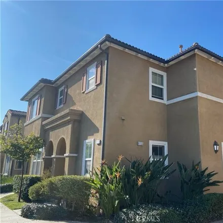 Rent this 3 bed house on 9155 S Cullen Way in Inglewood, California